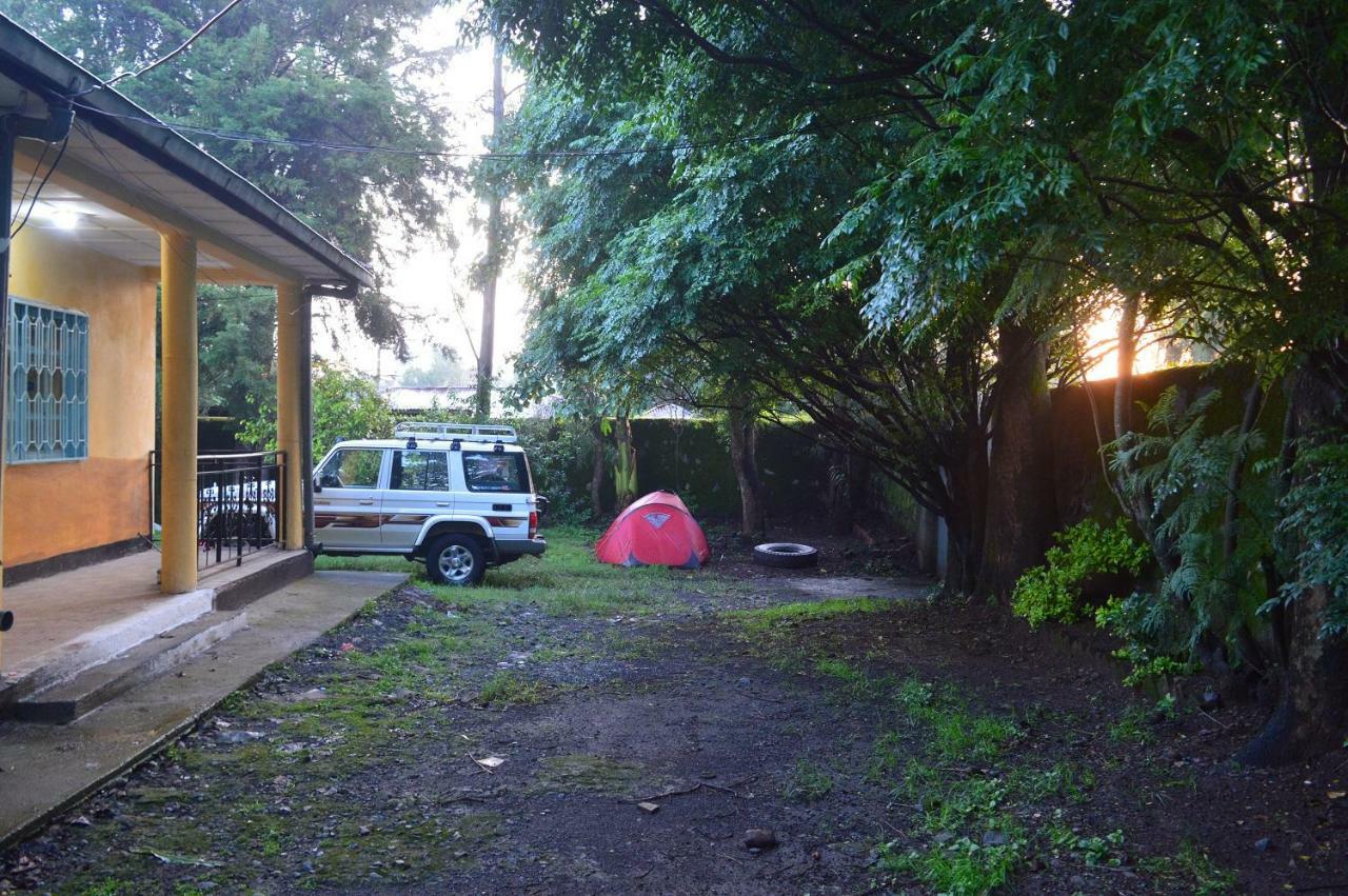Chef Wondim Backpackers Hostel ゴンダール エクステリア 写真