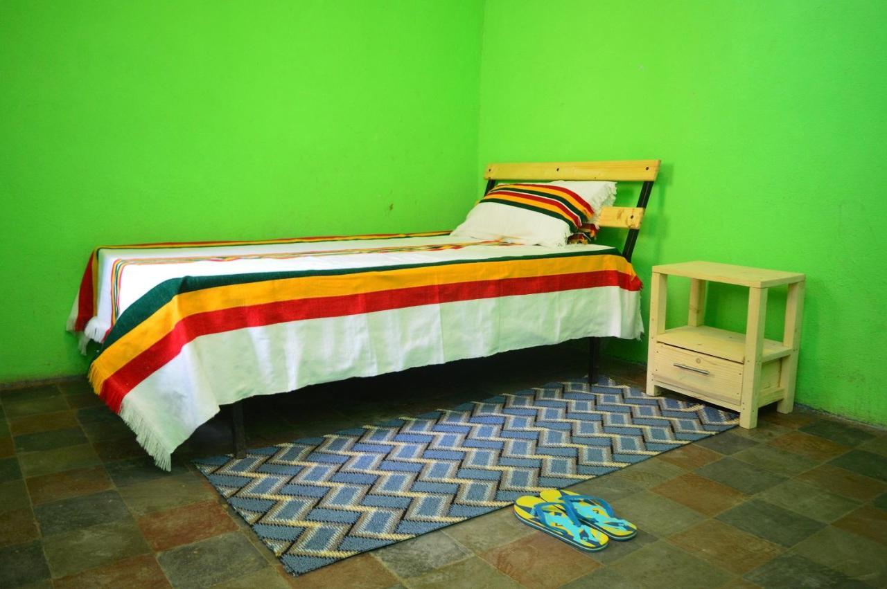 Chef Wondim Backpackers Hostel ゴンダール エクステリア 写真